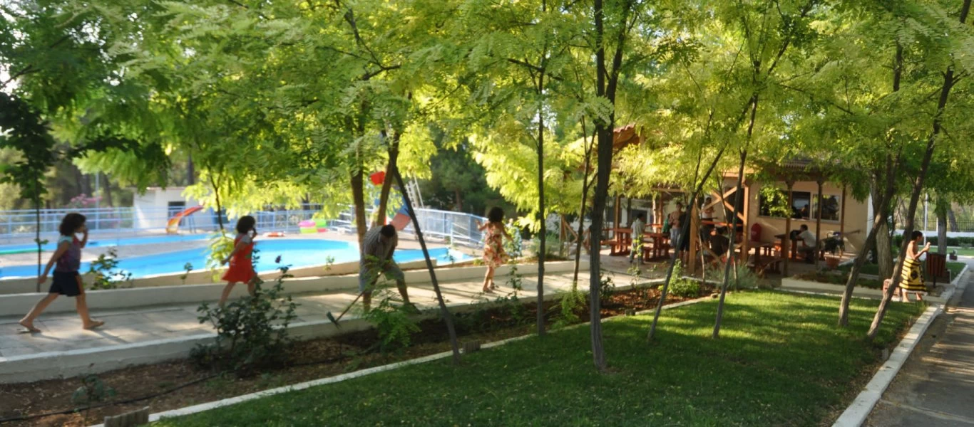 ΟΑΕΔ: Ενεργοποιήθηκαν 31.848 επιταγές παιδικών κατασκηνώσεων